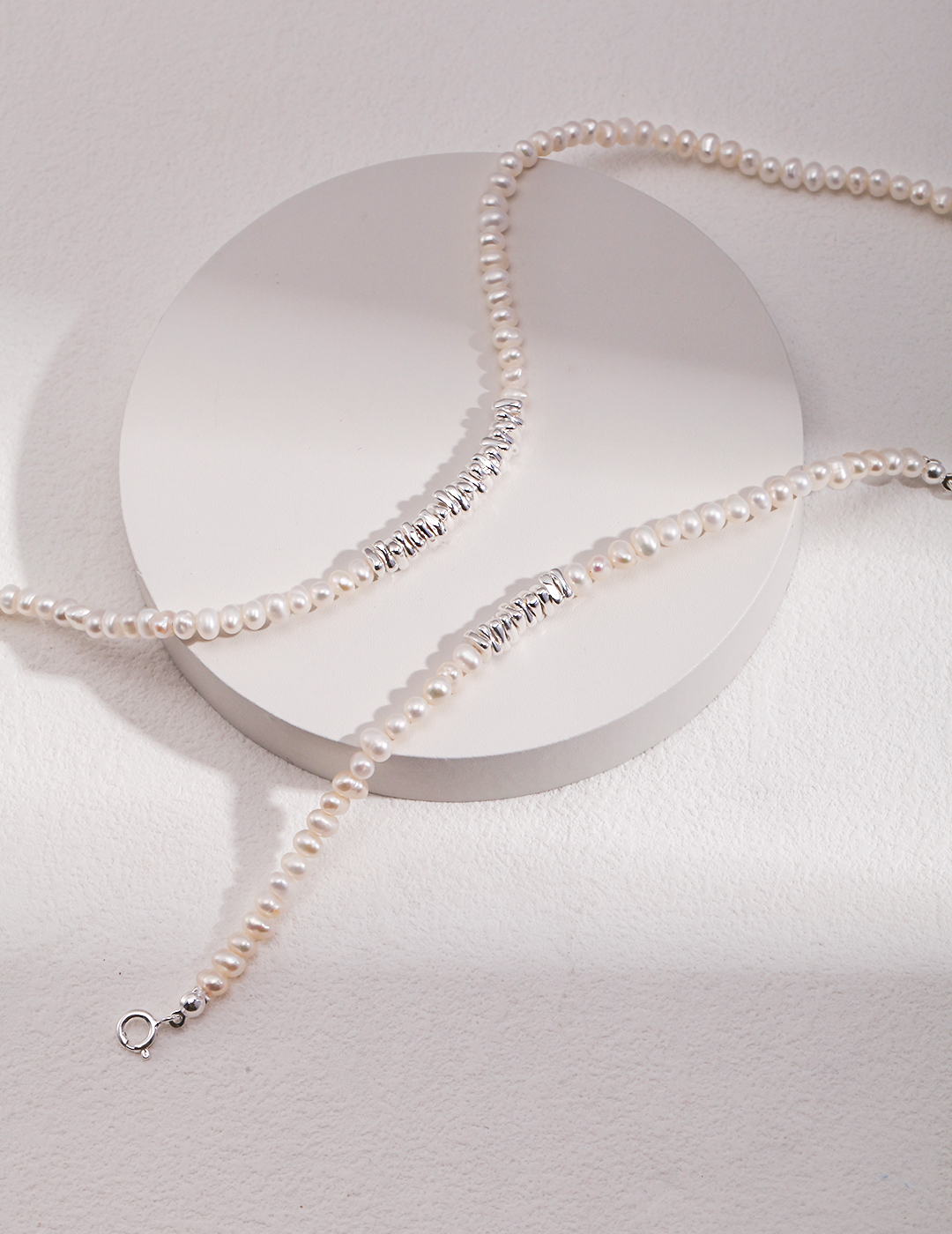 Best-Selling Classic Shattered Silver & Pearl Necklace - Image 7