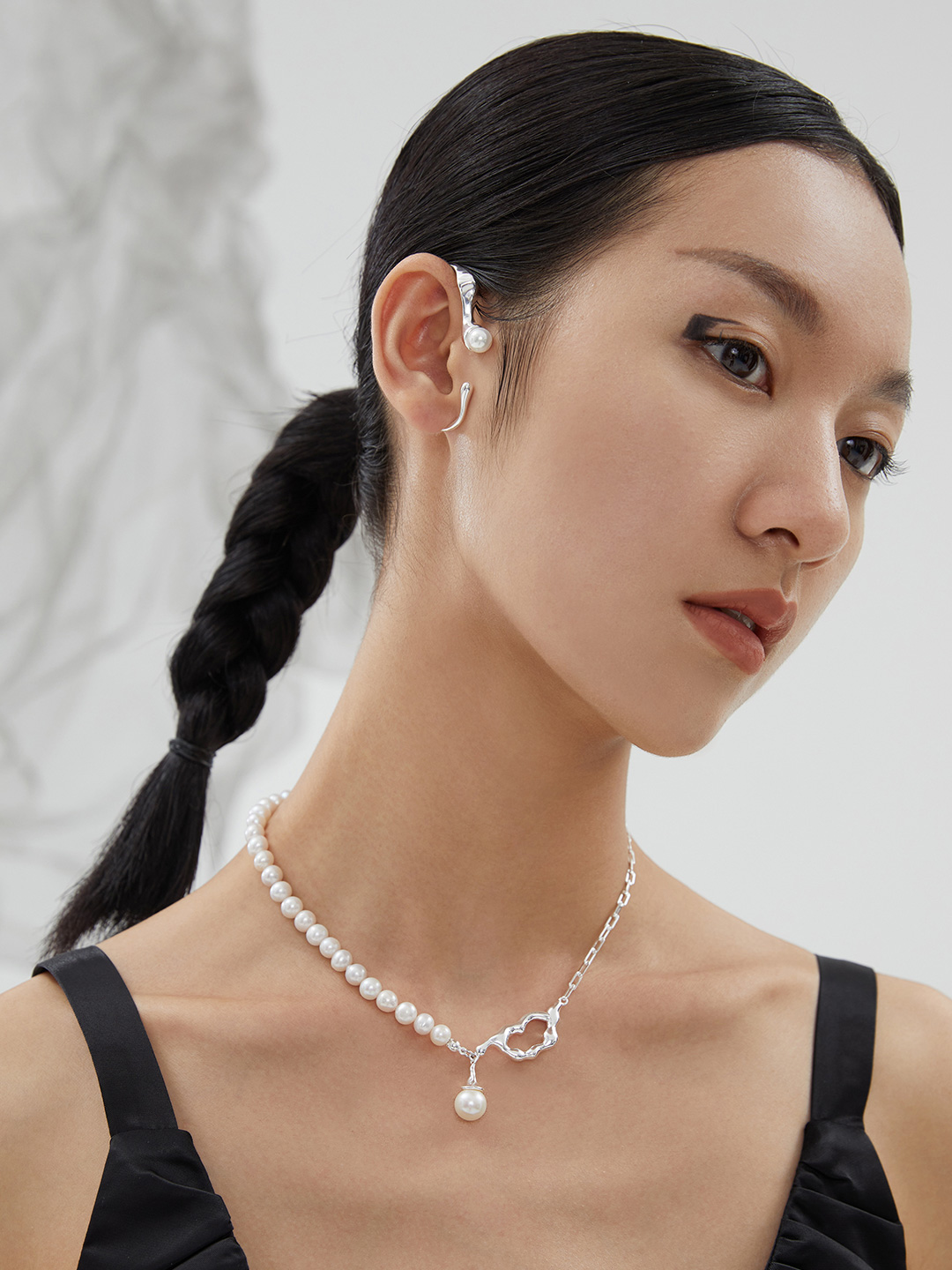 Pearl Reshape Collection Flawless Pearl Silver Necklace