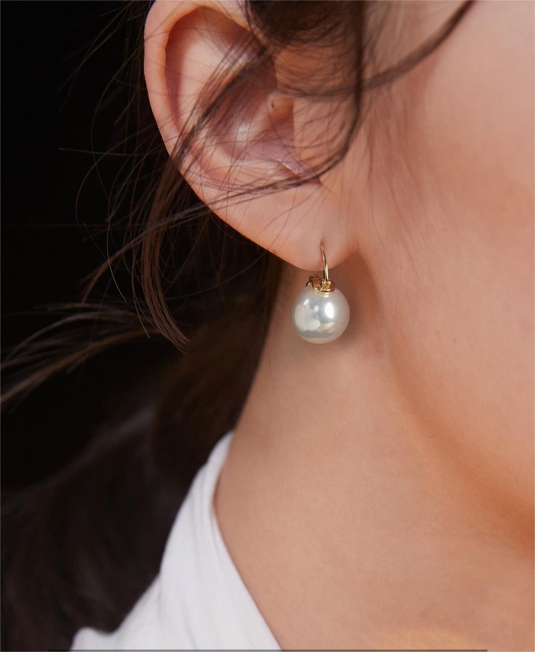 Elegant Simple Sophistication Pearl Earrings - Image 3