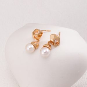 Lantern Sterling Silver Pearl Earrings