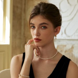 Elegant Sterling Silver Pearl Bracelet