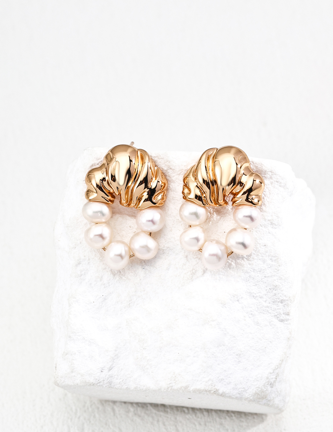 Sculpted Gold & Pearl Loop Earrings