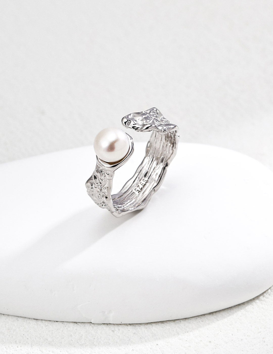 Textured Pearl Wrap Ring - Image 2